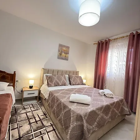 Evasroom * 地拉那